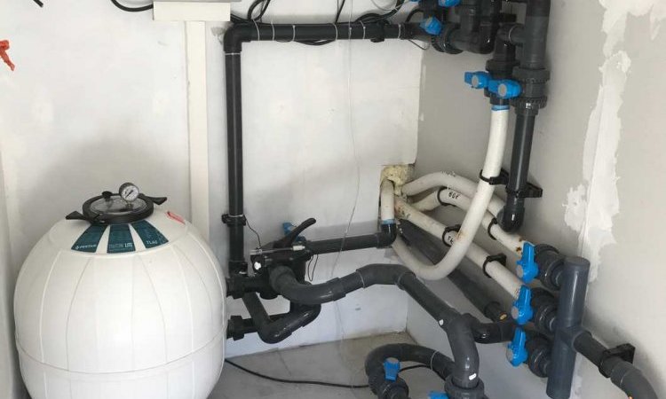 Filtration pour piscine à Saint-Nazaire-Les-Eymes